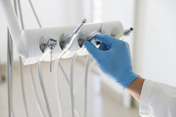 Professional Emergency Dentist technician working in Honaker, VA